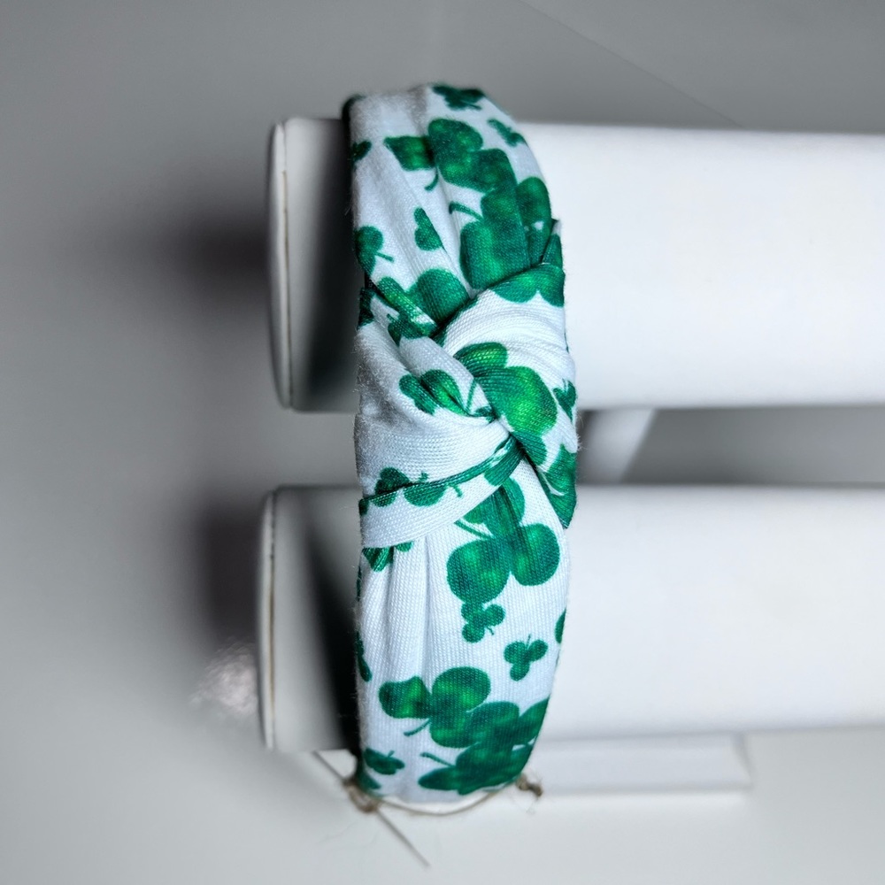 ☘️ SHAMROCK HEADBAND | Knotted Top | ST PATRICK’S Day! - Picture 2 of 10